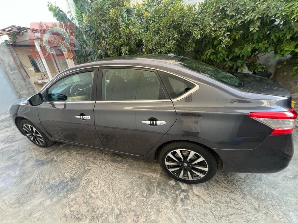 نیسان سێنترا